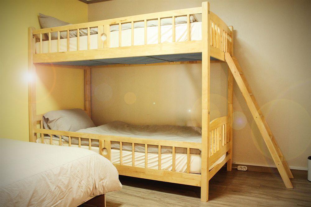 Lee & No Guesthouse Hongdae Seul Dış mekan fotoğraf