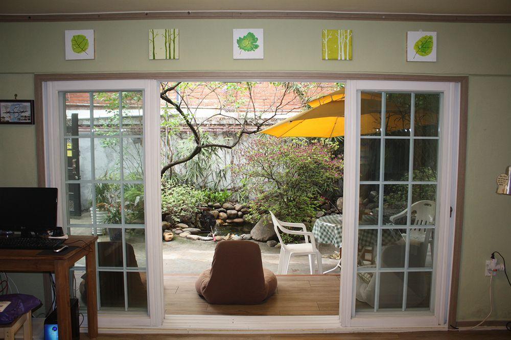 Lee & No Guesthouse Hongdae Seul Dış mekan fotoğraf