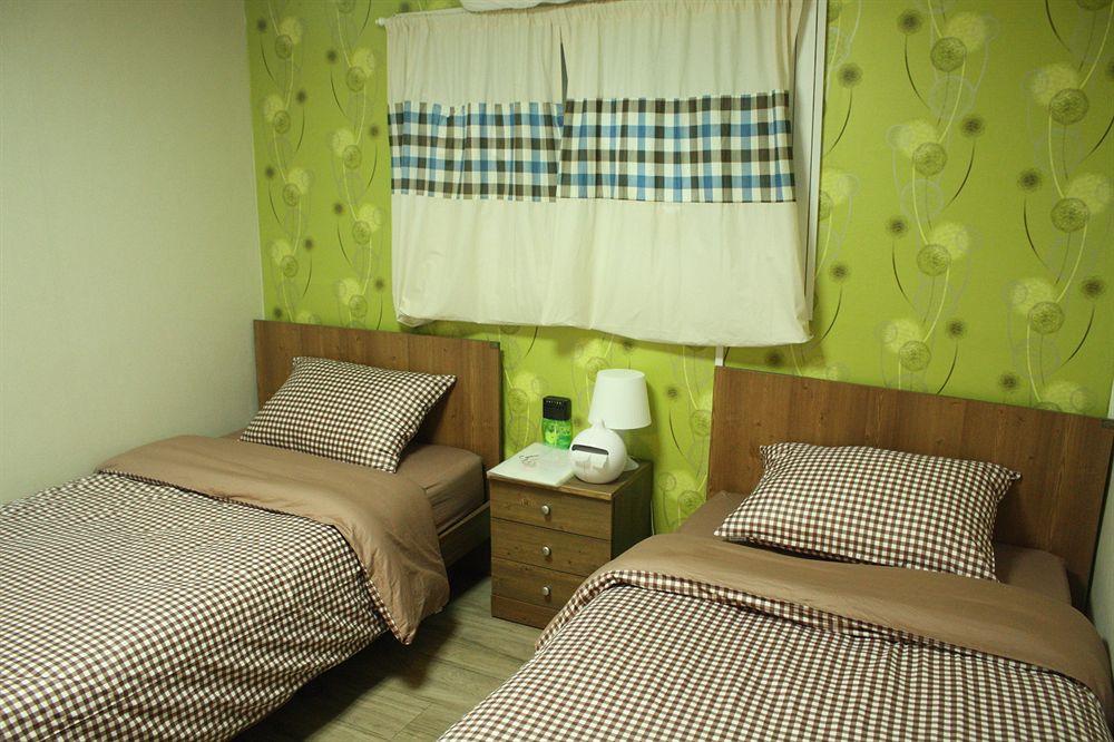 Lee & No Guesthouse Hongdae Seul Dış mekan fotoğraf