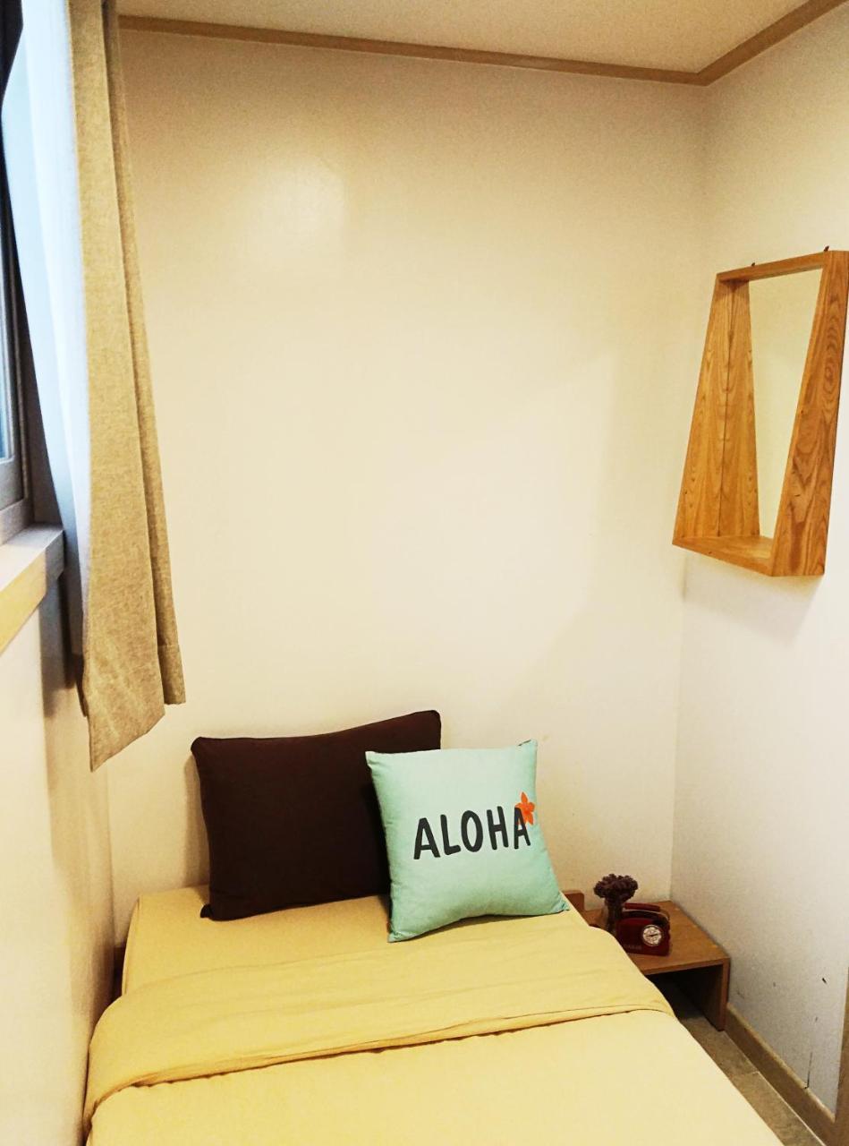 Lee & No Guesthouse Hongdae Seul Dış mekan fotoğraf