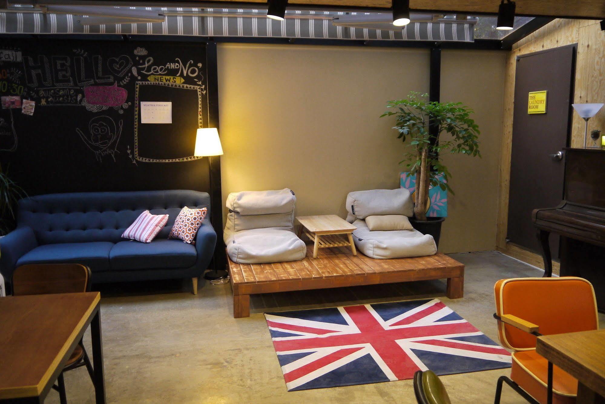Lee & No Guesthouse Hongdae Seul Dış mekan fotoğraf